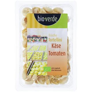 Tortellini mit Käse u.Tomaten